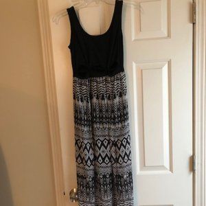 Women's Black & White Summer Dress